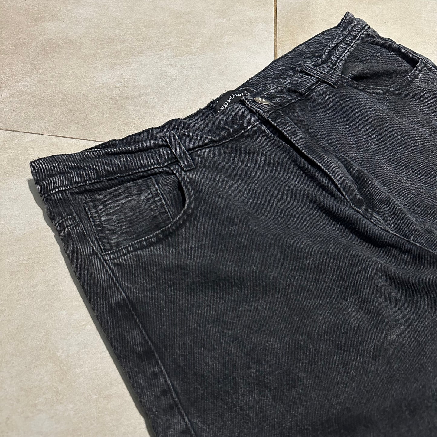 JEAN BAGGY BLACK KAKAROT