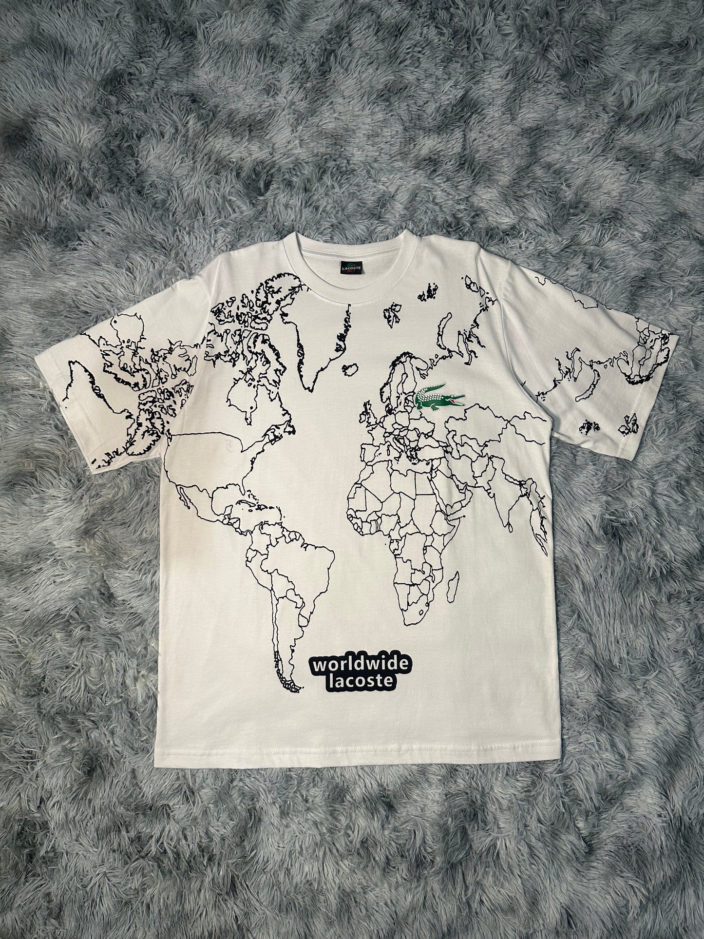 REMERA WORLDWIDE LACOSTE