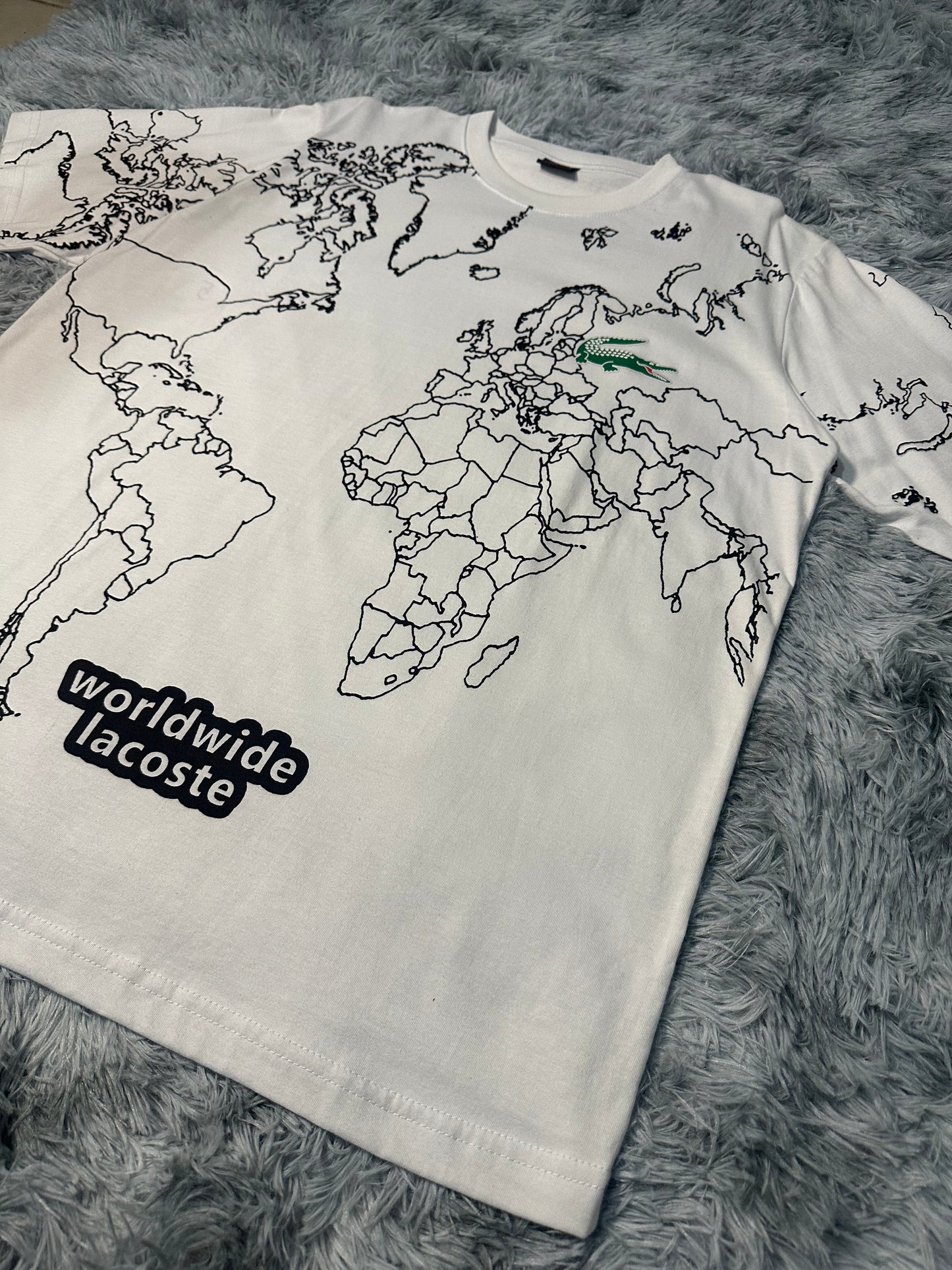 REMERA WORLDWIDE LACOSTE