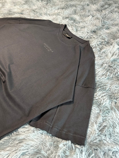 REMERA OVERSIZE ESSENTIALS
