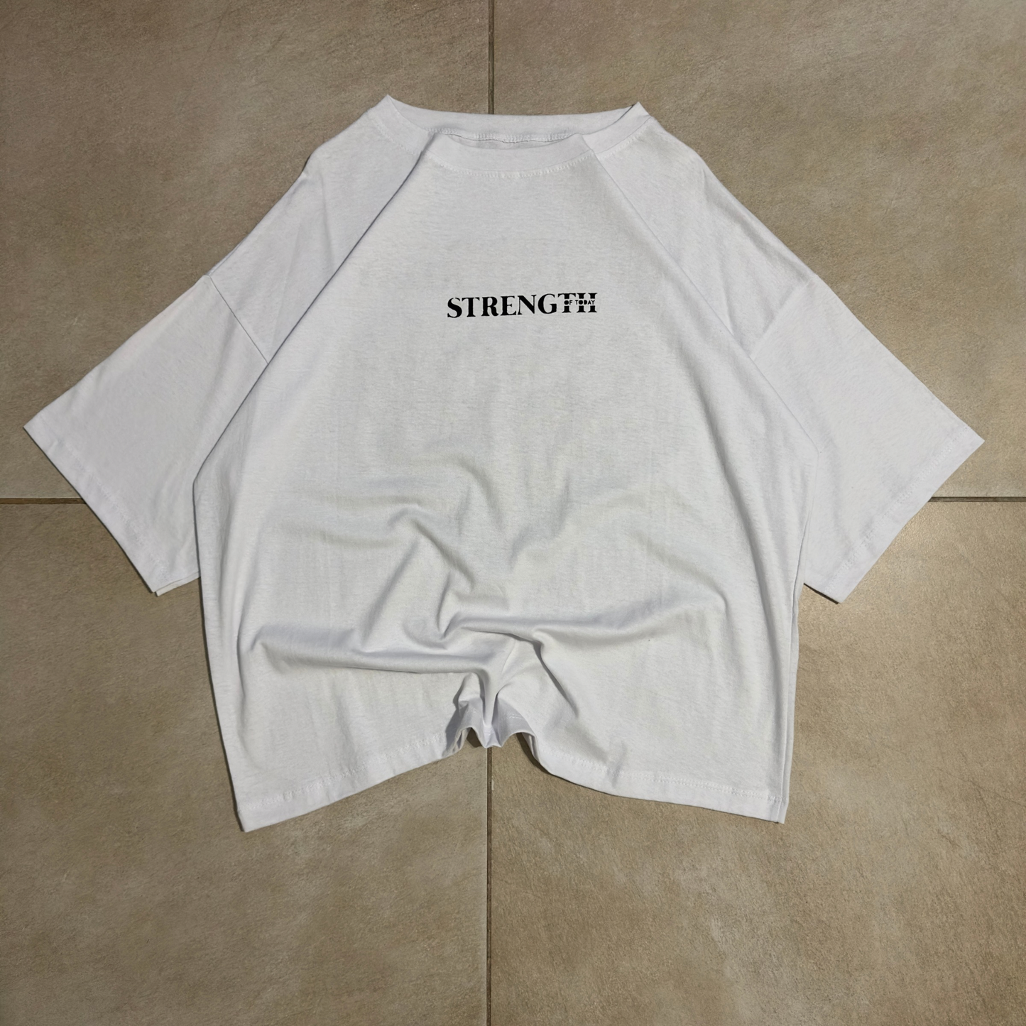 BOXY FIT STRENGH